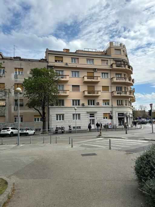 Brand New City Center Apartment Nostalgija Split Exterior foto